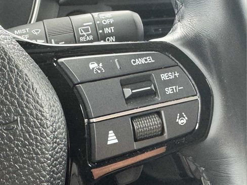 Used 2025 Honda Pilot Elite image 24