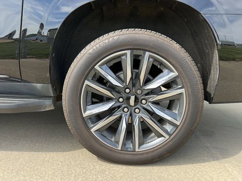 Used 2021 Cadillac Escalade ESV Sport Platinum w/ Heavy-Duty Trailer Package image 13