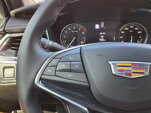 Certified 2024 Cadillac XT5 Premium Luxury FWD image 28