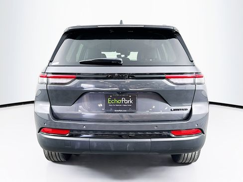 Used 2023 Jeep Grand Cherokee Limited w/ Black Appearance Package image 7