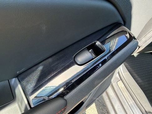 New 2025 Nissan Altima 2.5 SR image 15