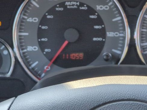 Used 2006 Pontiac Torrent Base w/ Preferred Package image 15