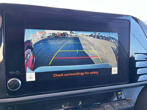 Used 2025 Toyota Camry LE image 17