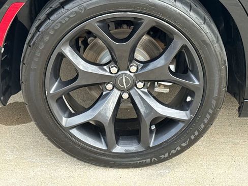 Used 2022 Chrysler 300 Touring L w/ Popular Equipment Group RWD image 9