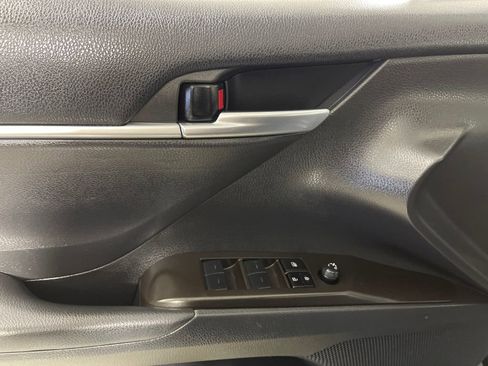 Certified 2023 Toyota Camry SE image 16