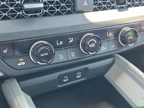 Used 2023 Honda Accord EX image 19
