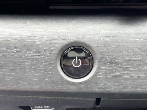 Certified 2023 Nissan Ariya AWD/4WD image 25
