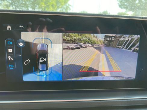 New 2025 Mercedes-Benz GLS 450 4MATIC image 18