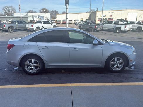 Used 2013 Chevrolet Cruze LT image 5