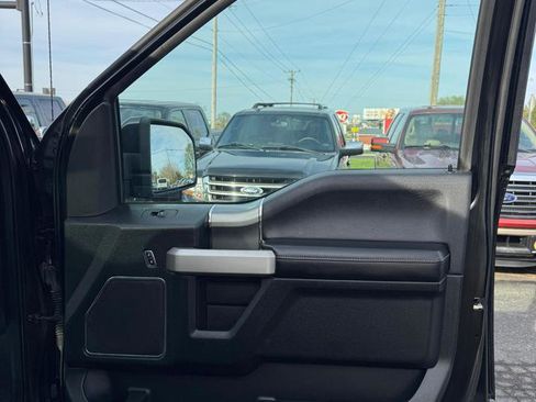 Used 2016 Ford F150 Lariat w/ Equipment Group 502A Luxury image 16