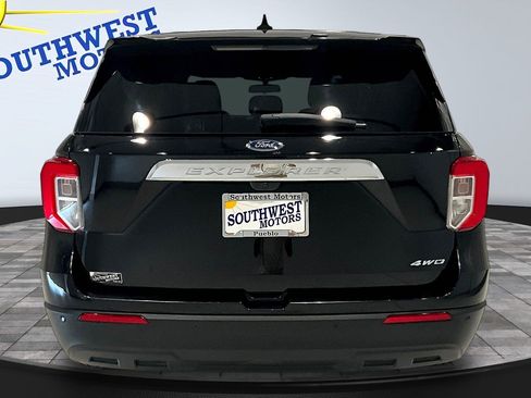 Used 2023 Ford Explorer 4WD image 6