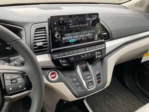 New 2026 Honda Odyssey EX-L image 14