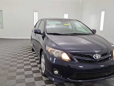 Used 2011 Toyota Corolla S image 7