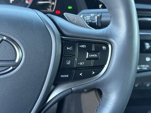 Used 2023 Lexus ES 350 w/ Premium Package image 32