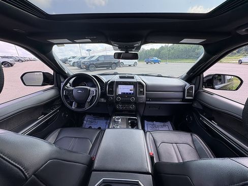 Used 2021 Ford Expedition Limited AWD/4WD image 24