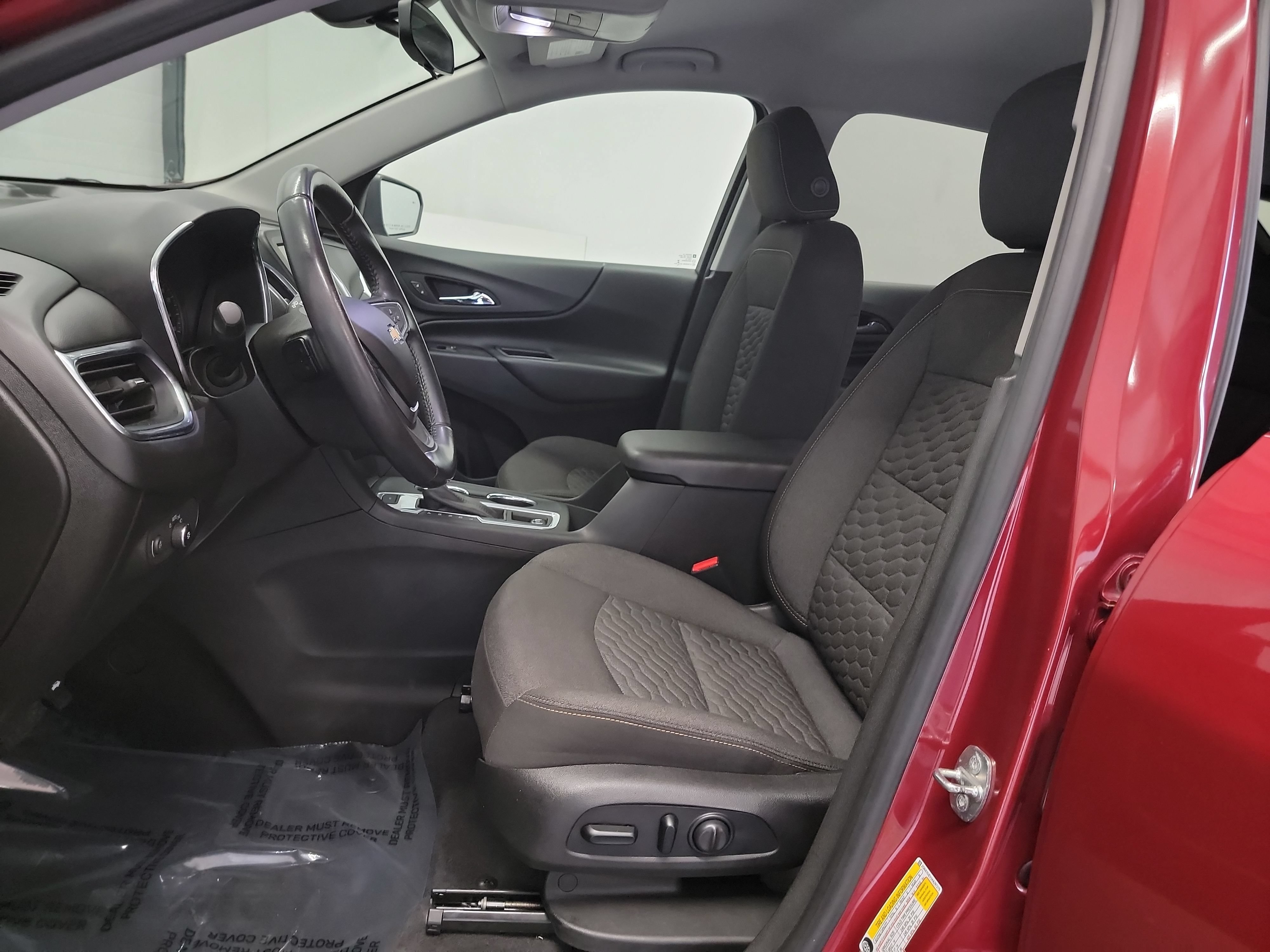 Used 2019 Chevrolet Equinox LT AWD/4WD image 12