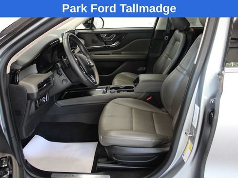 Used 2023 Lincoln Corsair AWD w/ Equipment Group 101A image 13