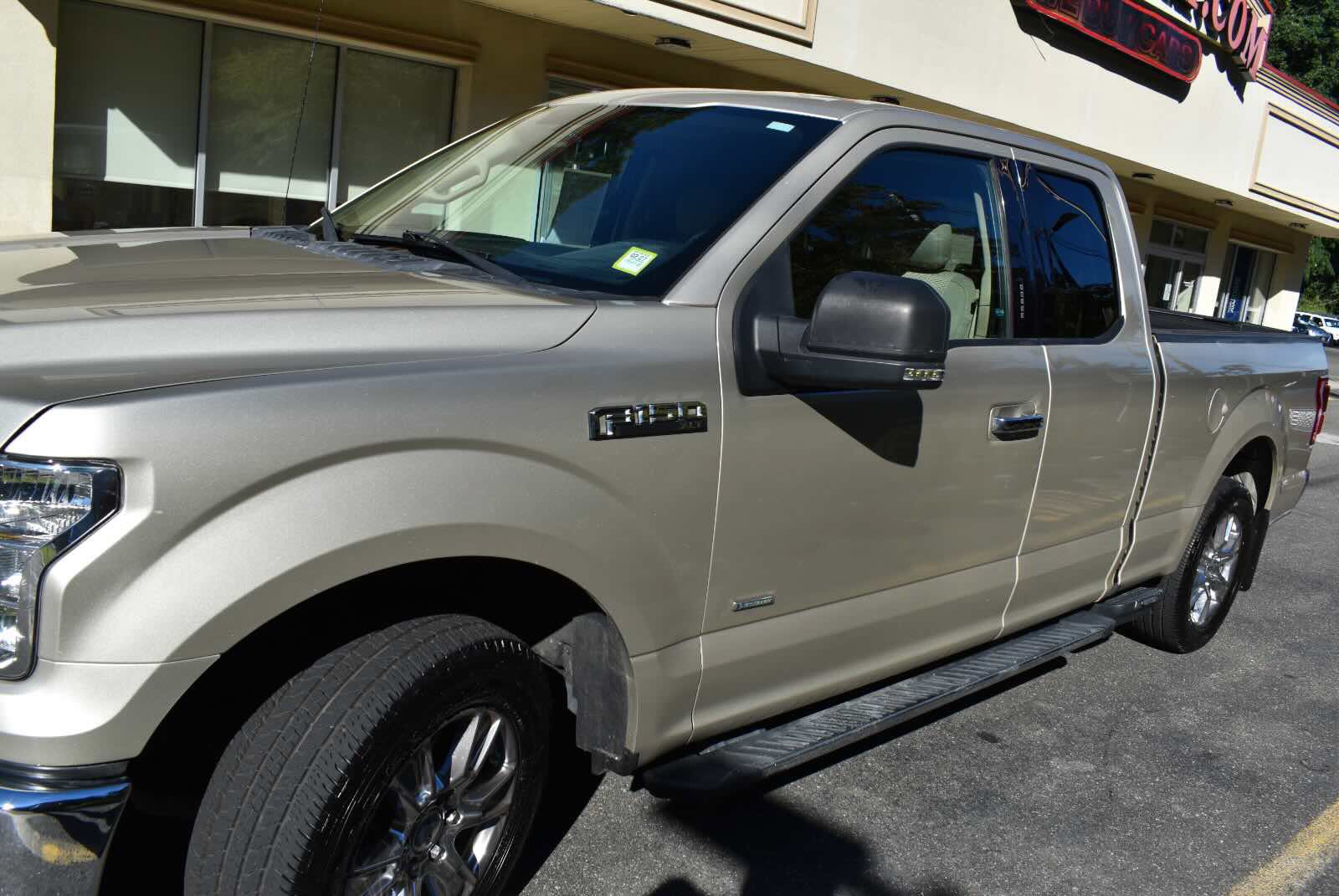Used 2017 Ford F150 XLT w/ Equipment Group 302A Luxury RWD image 55