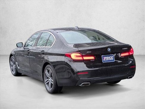 Used 2023 BMW 530i xDrive w/ Premium Package image 8