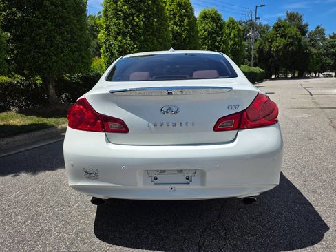 Used 2013 INFINITI G37 Journey w/ Premium Pkg RWD image 4