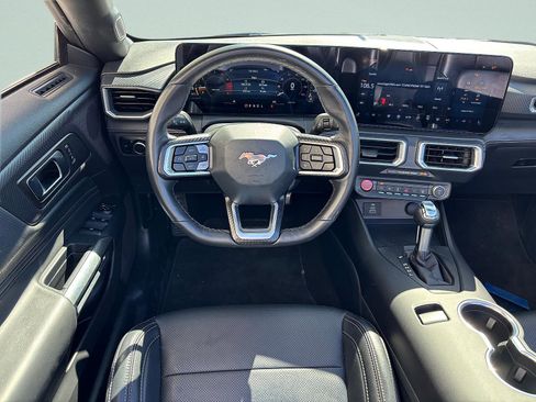 Used 2025 Ford Mustang Premium RWD image 21