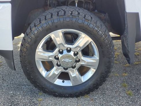 Used 2018 Chevrolet Silverado 2500 LTZ w/ Duramax Plus Package AWD/4WD image 34