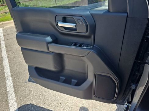 Used 2022 Chevrolet Silverado 1500 Custom RWD image 27