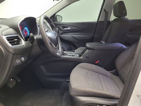 Used 2022 Chevrolet Equinox LT FWD image 17