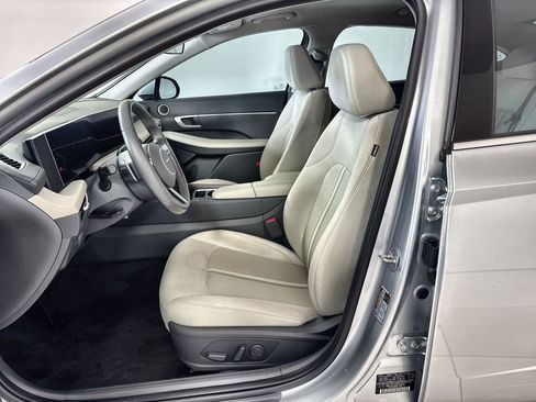 Certified 2025 Hyundai Sonata SEL FWD image 13