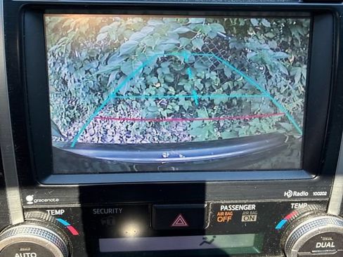 Used 2014 Toyota Camry XLE w/ Leather Package FWD image 21
