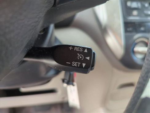 Used 2005 Toyota RAV4 2WD image 11