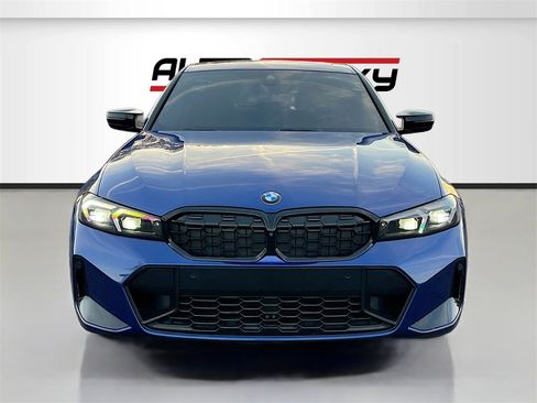 Used 2023 BMW M340i w/ Premium Package image 2