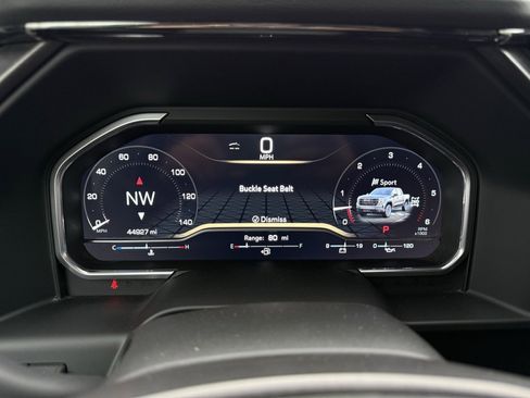 Used 2024 GMC Sierra 1500 AT4 w/ Technology Package image 15