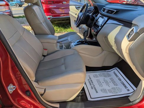 Used 2016 Nissan Rogue SL AWD/4WD image 42