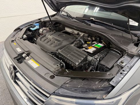 Used 2023 Volkswagen Tiguan SE FWD image 45
