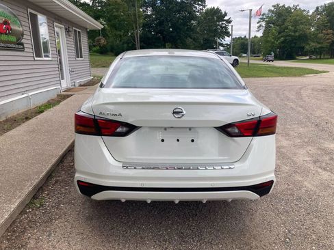 Used 2021 Nissan Altima 2.5 SV image 5