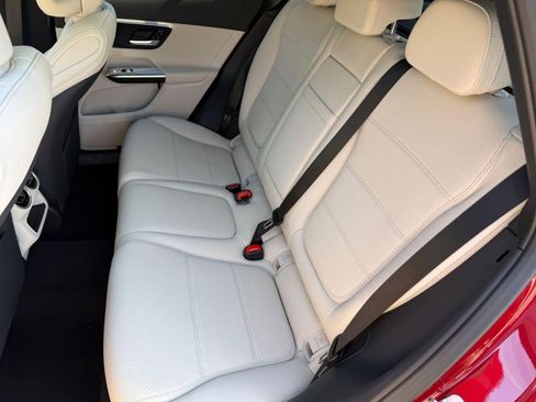 New 2026 Mercedes-Benz GLC 300 image 23