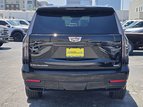 Used 2026 Cadillac Escalade ESV Sport w/ Touring Package AWD/4WD image 7