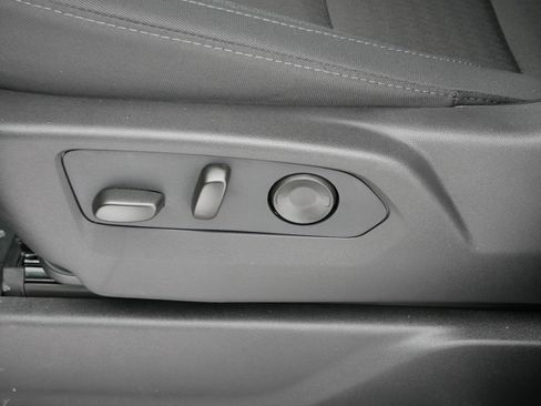 New 2026 Chevrolet Silverado 2500 Custom w/ Custom Convenience Package image 17