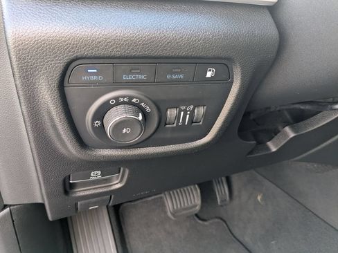 Used 2023 Jeep Grand Cherokee 4WD 4xe image 24