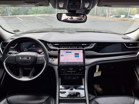 Certified 2024 Jeep Grand Cherokee Limited 4xe image 16