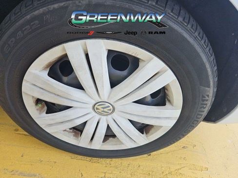 Used 2017 Volkswagen Jetta S FWD image 18