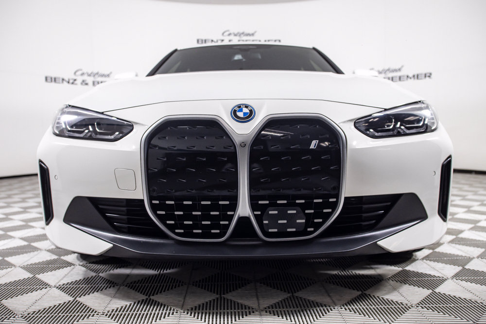 Used 2023 BMW i4 eDrive35 RWD image 5
