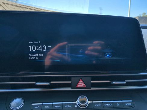 New 2026 Hyundai Elantra Limited image 19