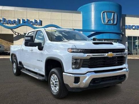 Used 2026 Chevrolet Silverado 2500 LT AWD/4WD image 1