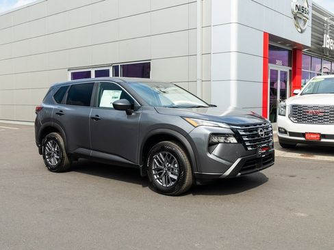 New 2026 Nissan Rogue S image 25