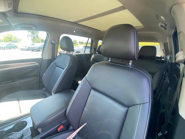 Used 2021 Volkswagen Atlas SEL AWD/4WD image 12