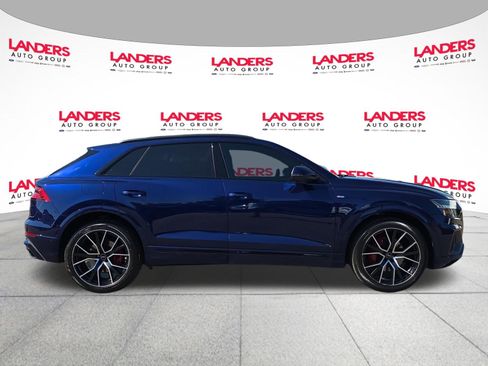 Used 2021 Audi Q8 Prestige w/ Prestige Package AWD/4WD image 2