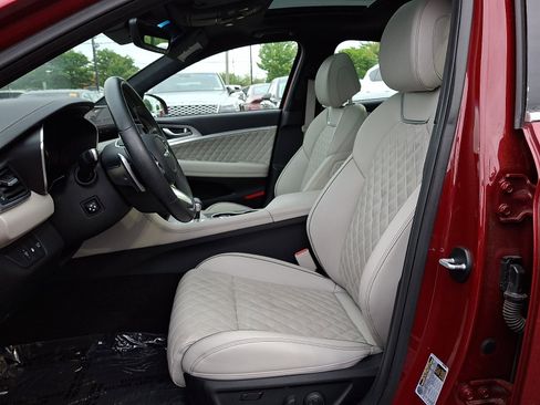 Certified 2023 Genesis G70 3.3T w/ Sport Prestige Package AWD/4WD image 14