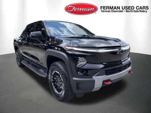 Used 2026 Chevrolet Silverado EV Trail Boss w/ Premium Package AWD/4WD image 1